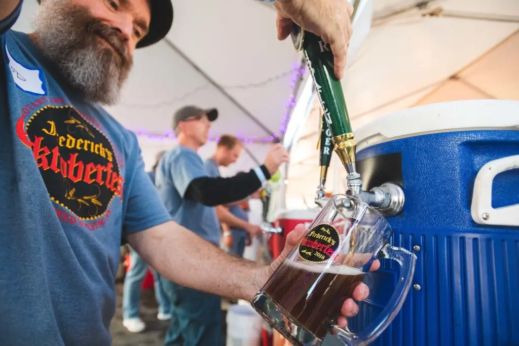 oktoberfest_mattspraguephotography_012-x20_8e1f161b-5056-a36a-07bc6b3097f29a16