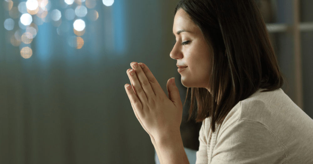 30661-praying-at-night_source_file149948