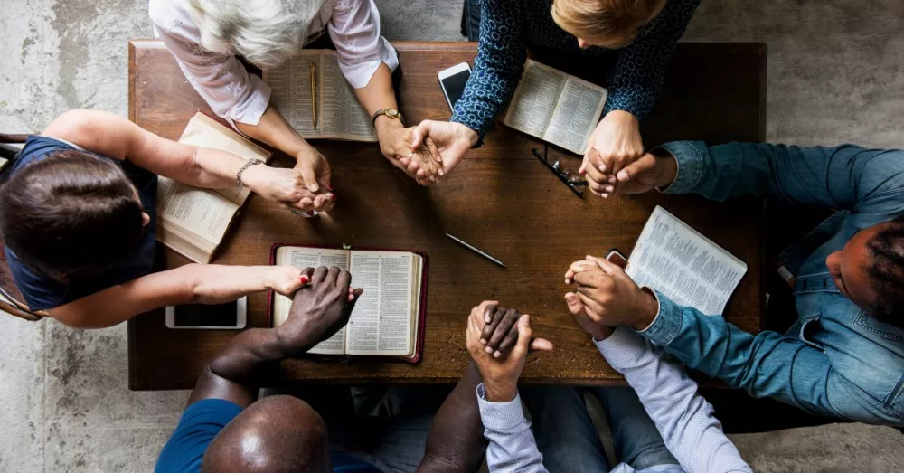 12044-small-group-bible-study-gettyimages-rawpixel251667