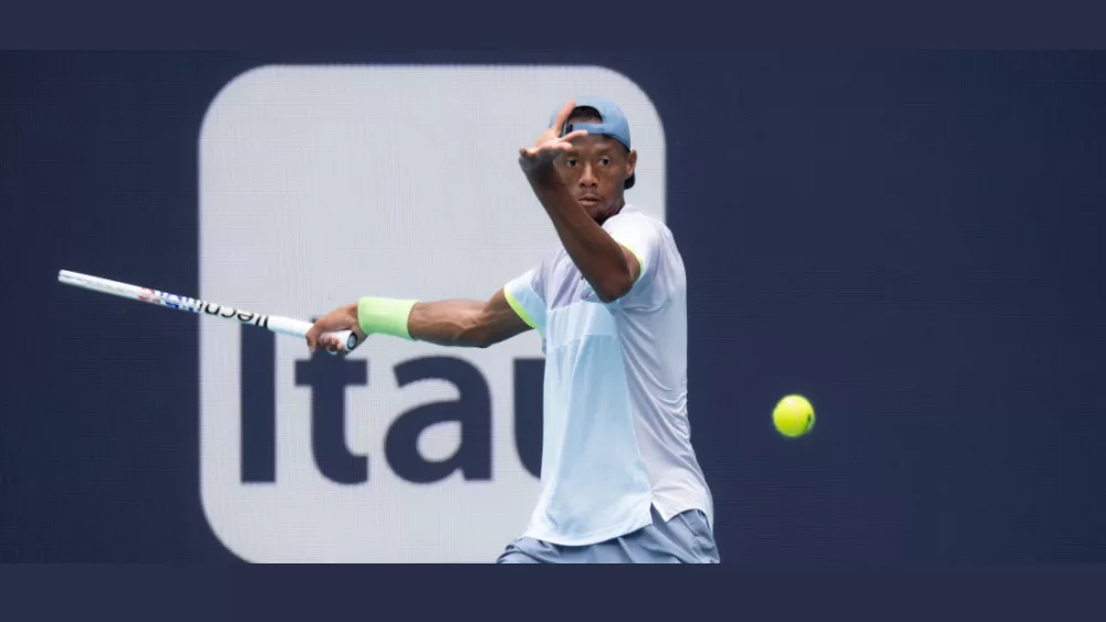 shutterstock_2282858143981042