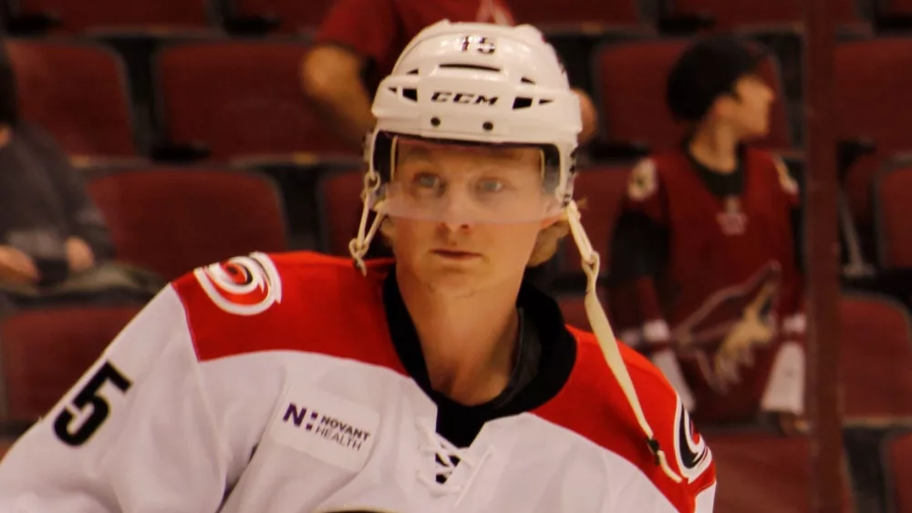 Penguins Acquire Erik Karlsson from San Jose Sharks in Three-Team