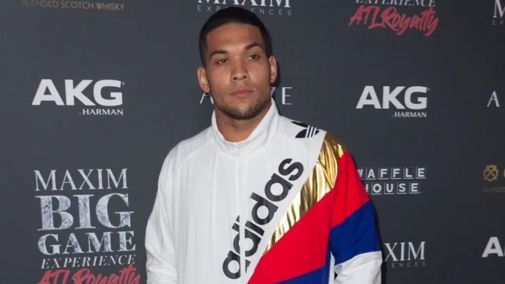 Veteran RB James Conner restructures deal to stay with Arizona Cardinals for 2026