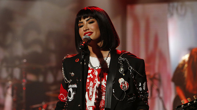 m_demi_lovato_092222