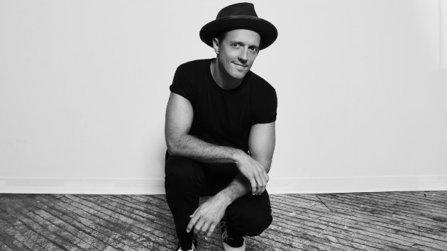 m_jasonmraz1_031723143890