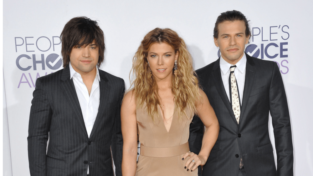 The Band Perry announce their breakup