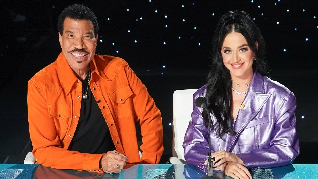 m_katyperryandlionelrichie_041423565894