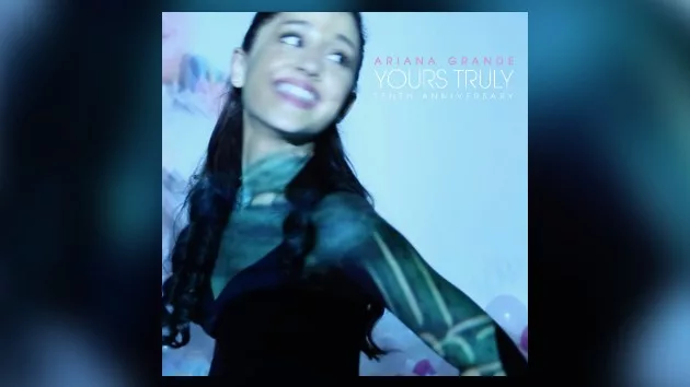 m_arianagrandeyourstruly10_08252365799