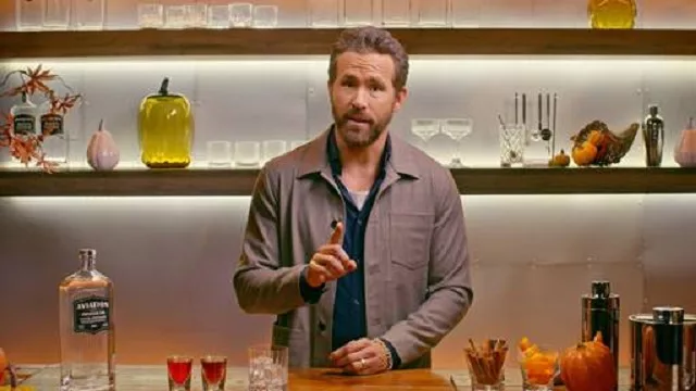 e_ryan_reynolds_negroni_09182023986649