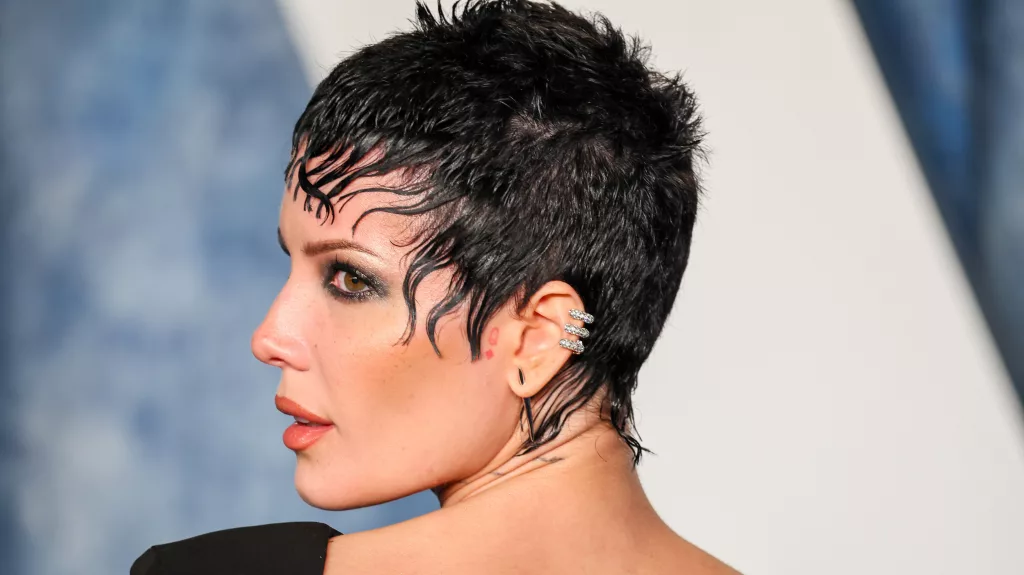 getty_halsey_09202023851840