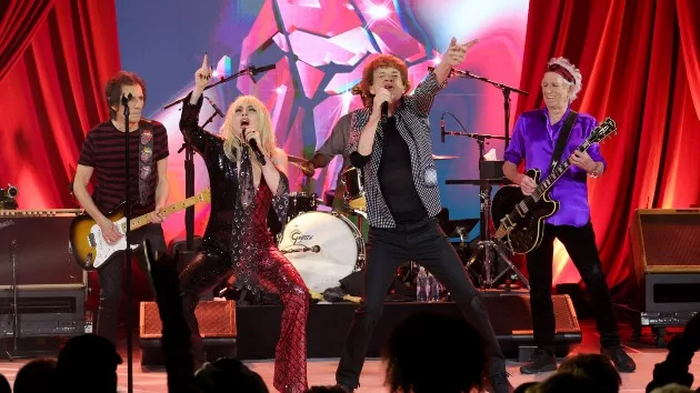 m_gagarollingstones_102023808430