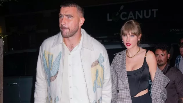 getty_travisandtaylor_122823437317