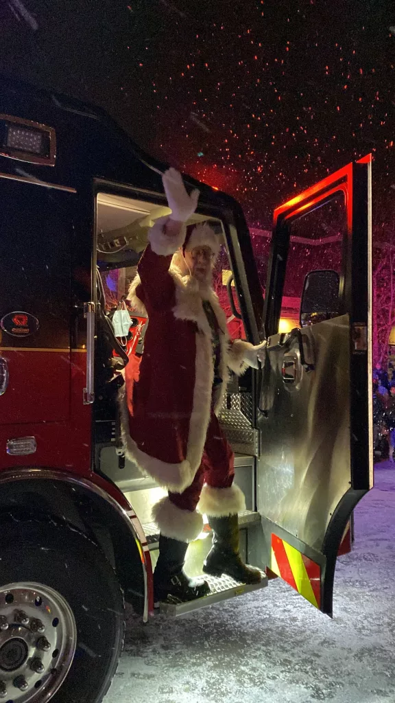 santa_and_engine488462