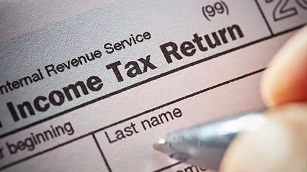 istock_031619_taxreturn395281