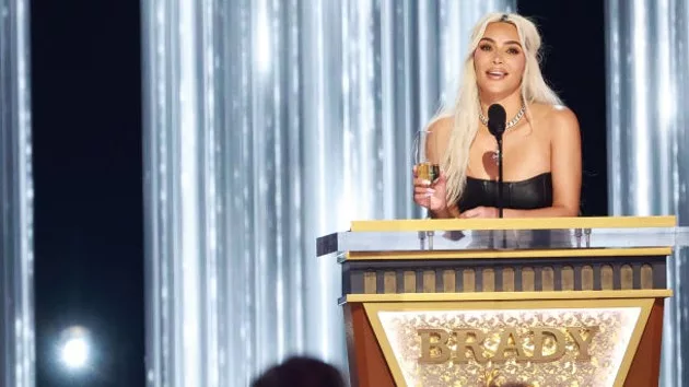 getty_kimk_brady_roast_0509202477627