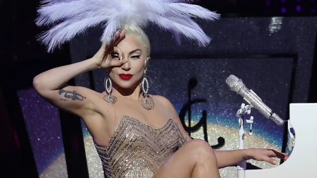 getty_ladygagajazzandpiano_070824890517