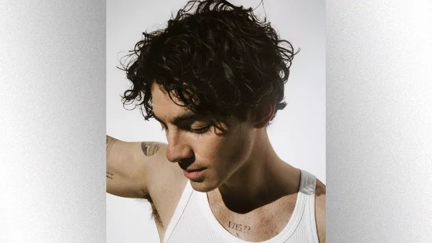 m_joejonas_071924698581