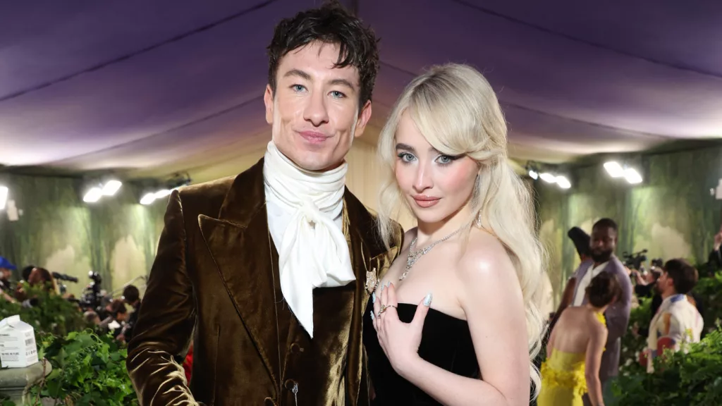 getty_sabrinacarpenterbarrykeoghan_082924608492