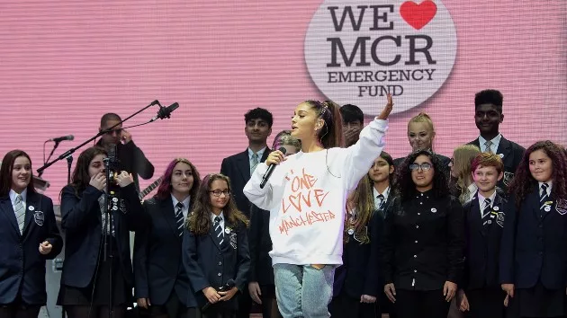 getty_ariana20grande20manchester_122324499151