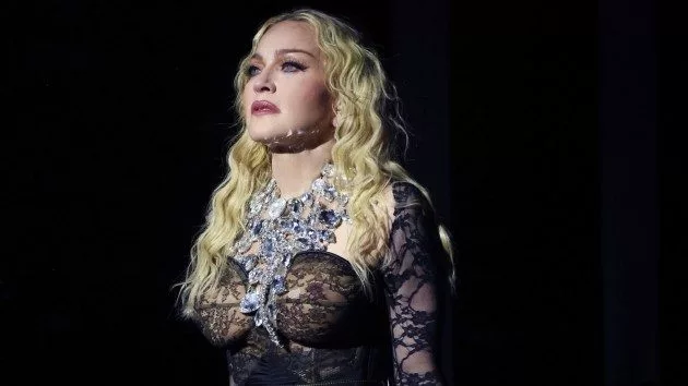 getty_madonnaonstage_030725738994