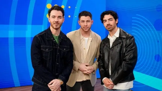 getty_jobros_072925323332