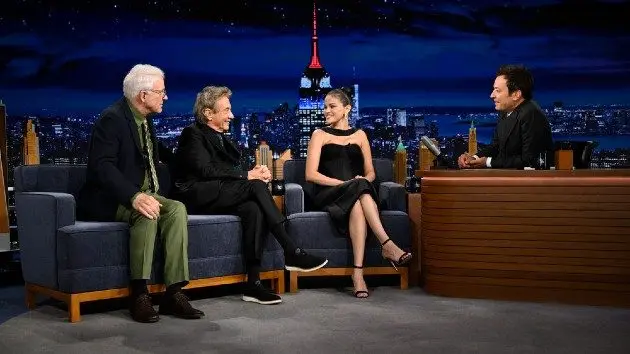 m_selena20marty20steve20on20fallon_091025173852