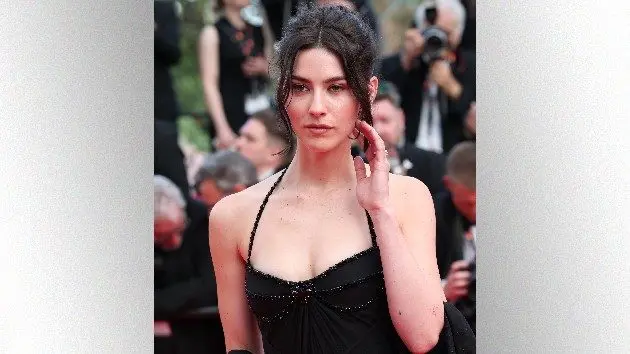 getty_gracieabramsatcannes_091525549365