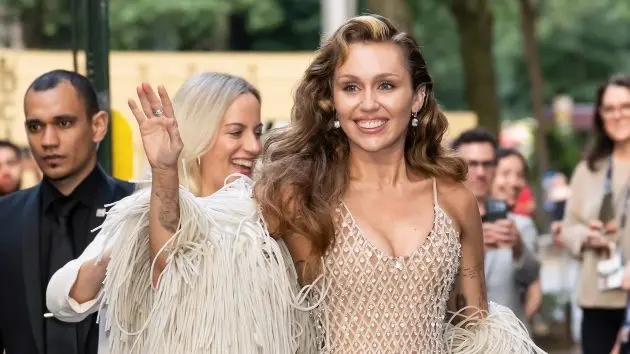 getty_mileycyrus_092325918553