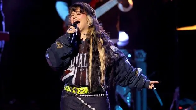 getty_lolayoungmtvvma_09272531278