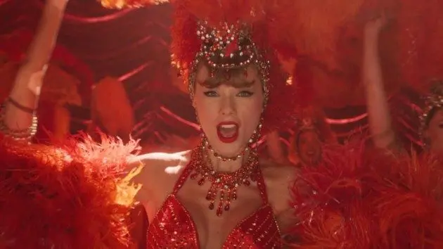 m_taylorswiftopheliastill_100525720094