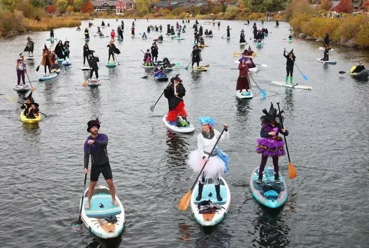 imgi_68_deanguernsey_thebulletin-bwp2-png