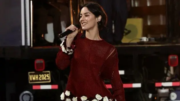 getty_gracie20abrams20vogue20world_102825233729