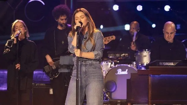 m_kelly20sings20denim_112525992894