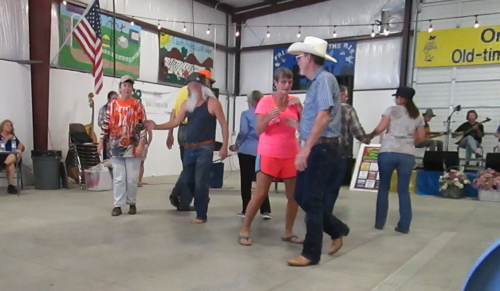 square-dancers-jpg-3