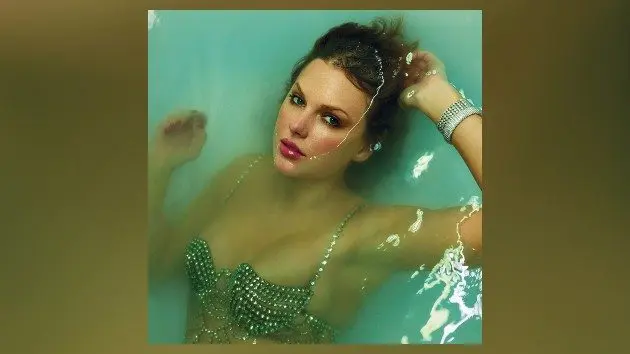 m_taylorswifttloasnowords_081425741990