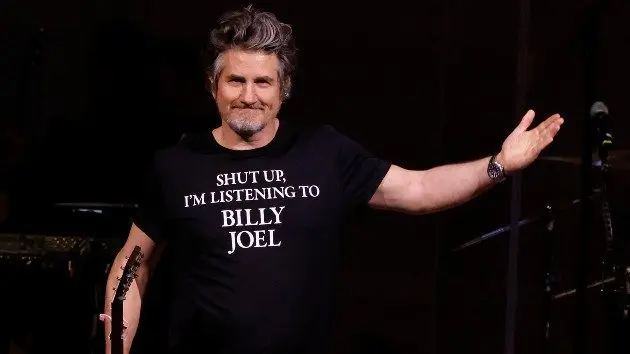 getty_mattnathansoninbillytee_040326155347