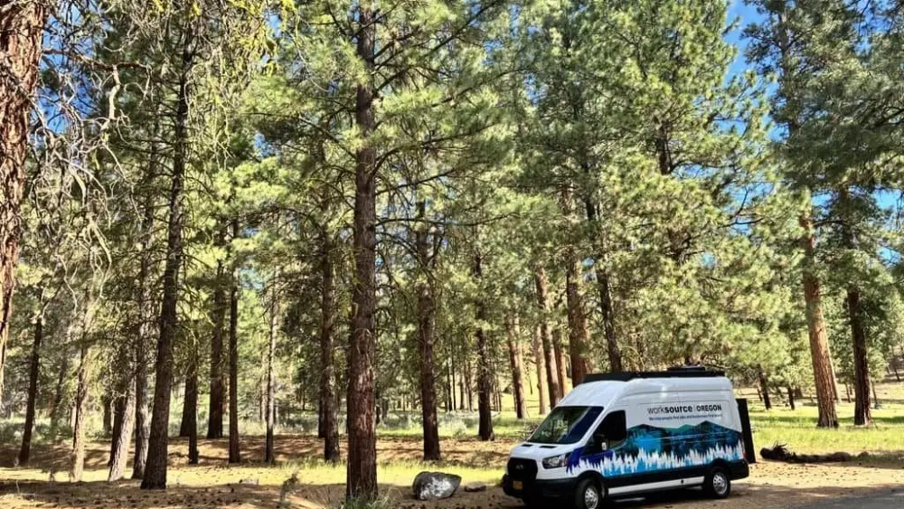 worksource_oregon_van_near_sisters112833