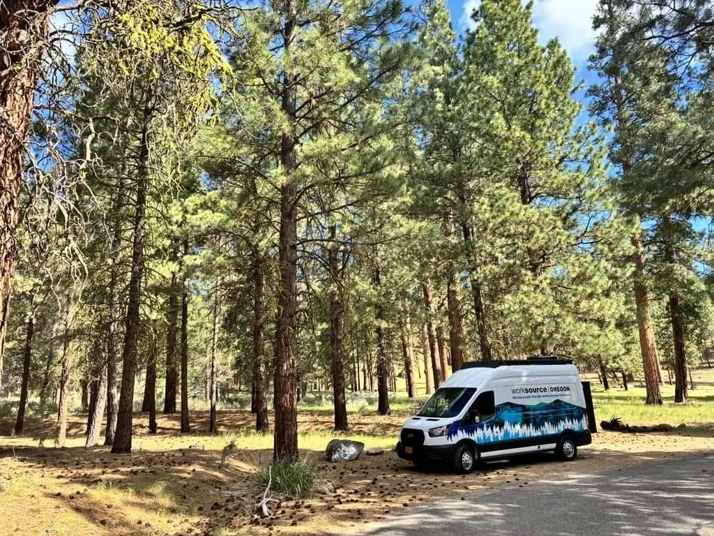 worksource_oregon_van_near_sisters112833