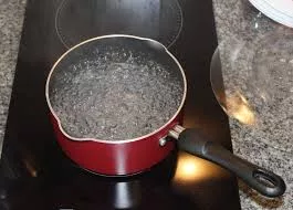 boiling-water-2758983