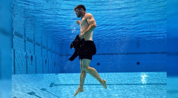 e_hemsworth_limitless_11222022