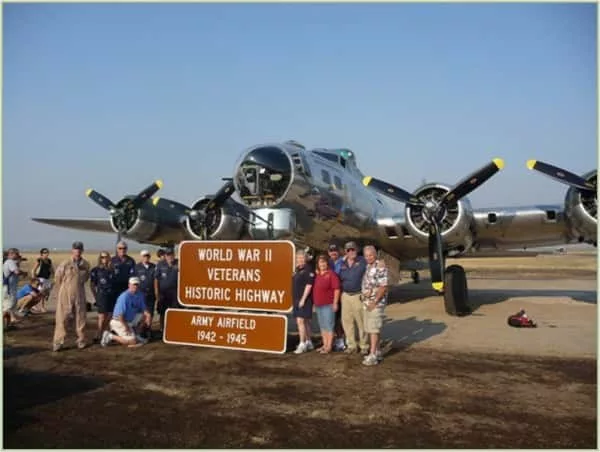 veteran-hwy-sign303570