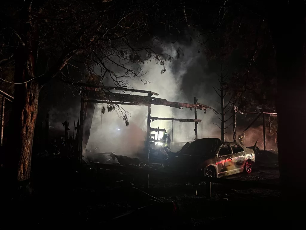 bend_shop_fire745406