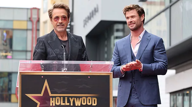 e_hemsworthwalkoffame_052324930376