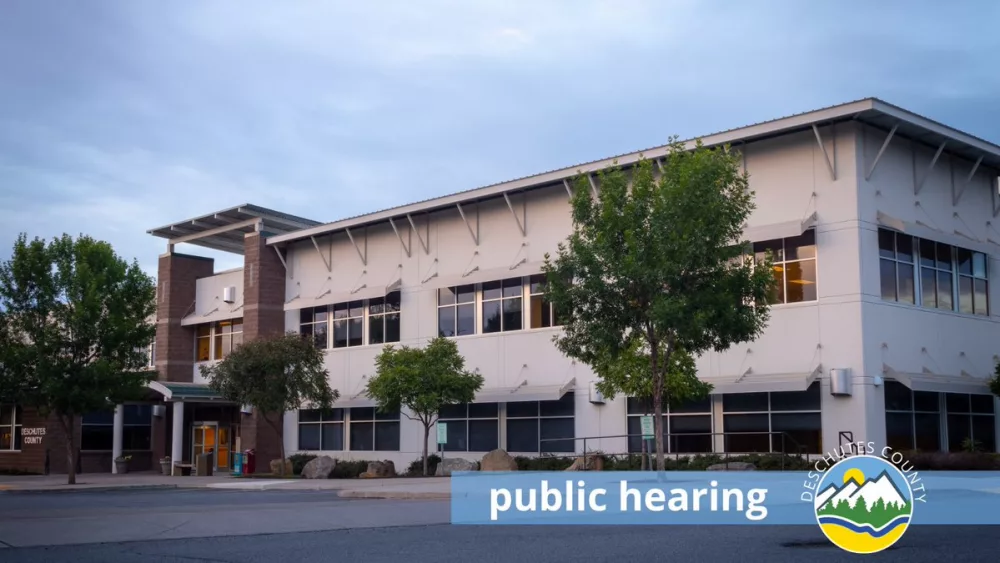 deschutes_building989206