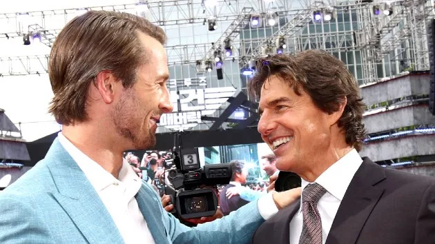 getty_glen_powell_tom_cruise_07092024743672