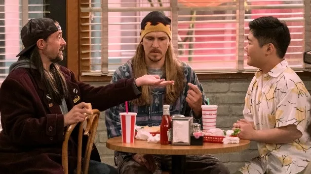 e_90s_show_kevin_smith_08162024388141