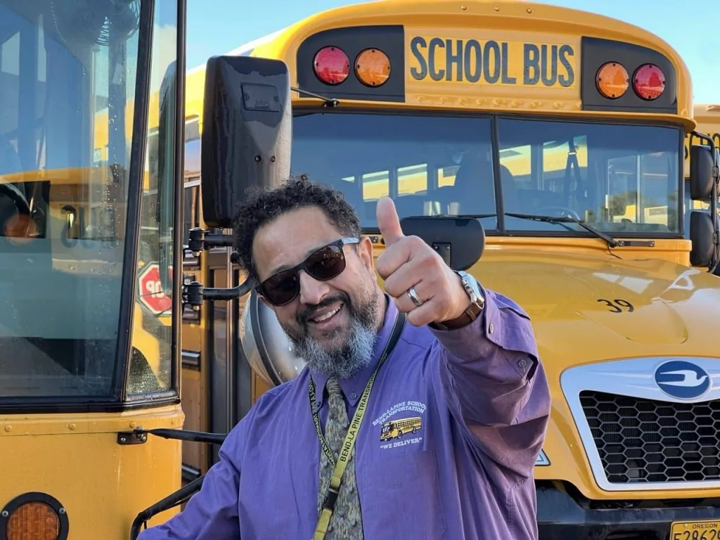 bls-bus-driver-2939867