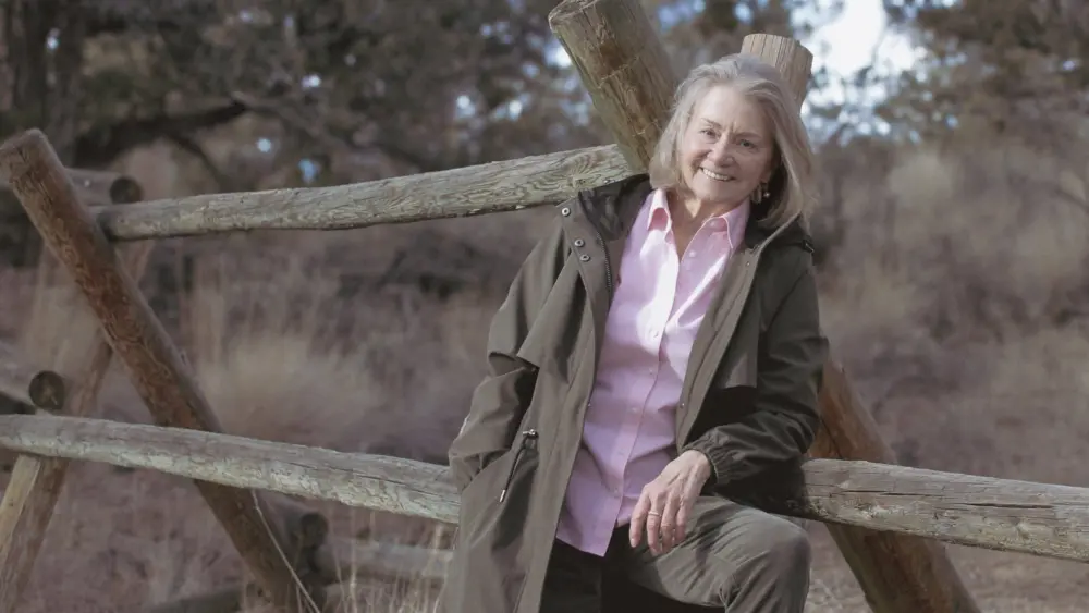 ellen-waterston-outdoor108128