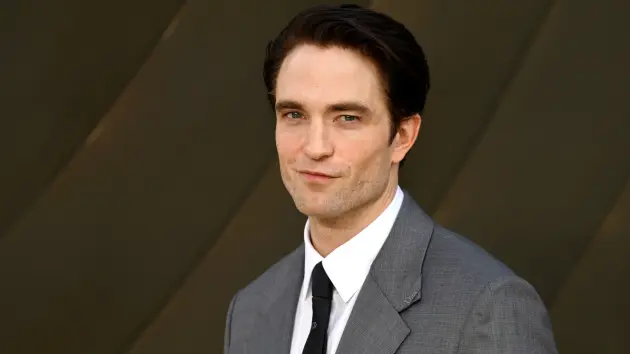 getty_robertpattinson_070726_0739701