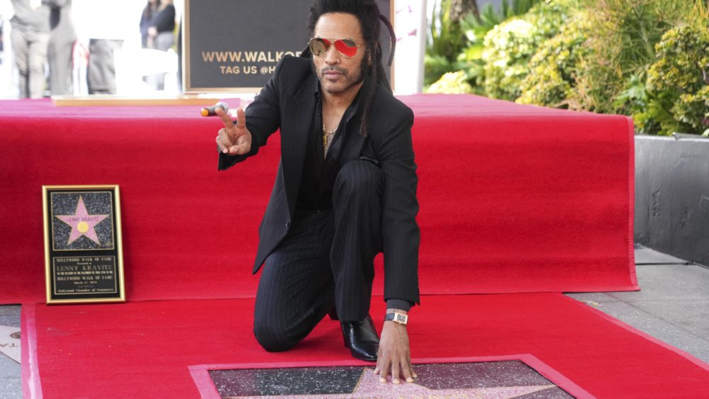 lenny-kravitz-honored-with-a-star-on-the-hollywood-walk-of-fame-2