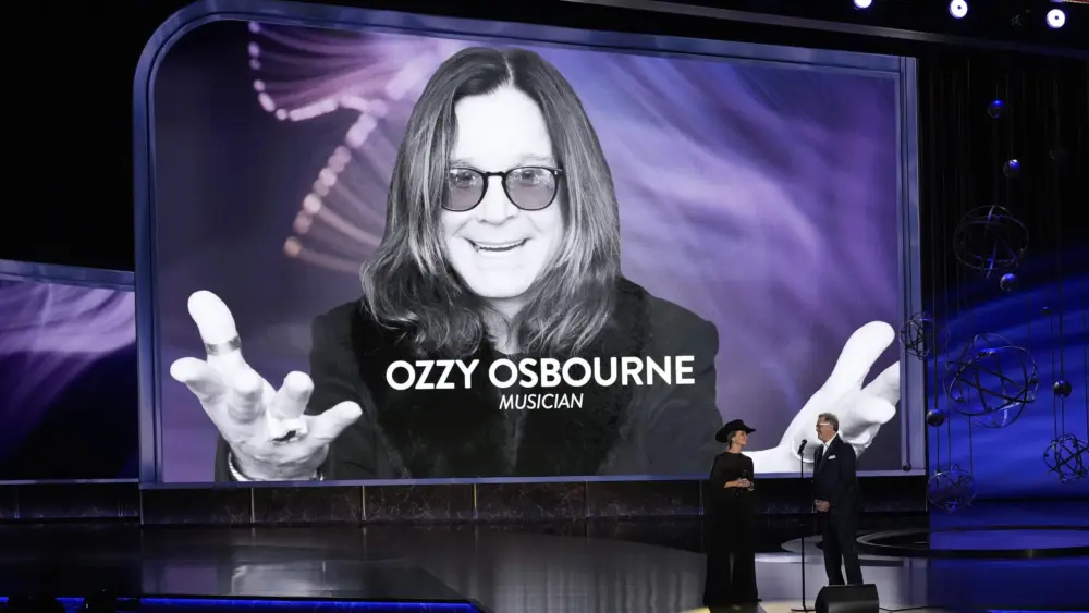 77th-primetime-emmy-awards-show-3